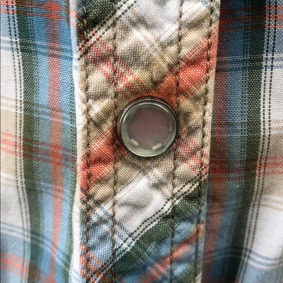 Plaid, Snap button up shirt - Picture 3 of 7